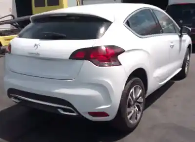 Veicolo di demolizione citroen ds4 design dell'anno 2014 alimentato 9h06