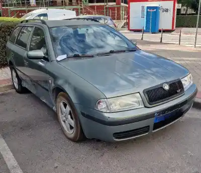 Veículo de Sucata skoda octavia i combi (1u5) 1.9 tdi do ano 2002 alimentado asv