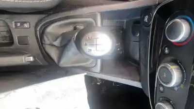 Veicolo di demolizione renault clio iv expression dell'anno 2015 alimentato d4f740