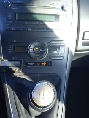 Veicolo di demolizione toyota auris luna dell'anno 2007 alimentato 1zr