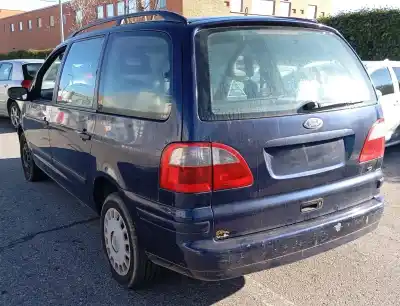 Veicolo di demolizione ford galaxy (vy) trend dell'anno 2002 alimentato auy