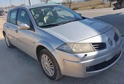 Veículo de Sucata RENAULT MEGANE III BERLINA 5 P Privilege do ano 2007 alimentado F9Q818