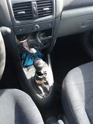 Здавання транспортного засобу renault clio ii fase ii (b/cb0) campus року 2003 потужний k9k704