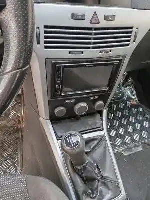 Здавання транспортного засобу OPEL ASTRA GTC Sport року 2005 потужний Z19DTH Здавання транспортного засобу OPEL ASTRA GTC Sport року 2005 потужний Z19DTH