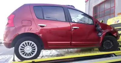 Veículo de Sucata dacia sandero laureate do ano 2009 alimentado k9k796