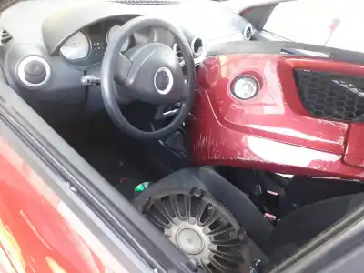 Veículo de Sucata dacia sandero laureate do ano 2009 alimentado k9k796