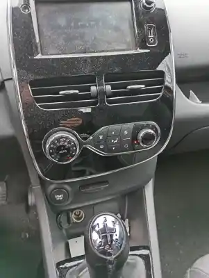 Sloopvoertuig renault clio iv dynamique van het jaar 2013 aangedreven k9k (608)