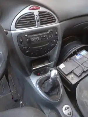 Veicolo di demolizione citroen c5 break 2.0 hdi sx dell'anno 2003 alimentato rhzdw10ated