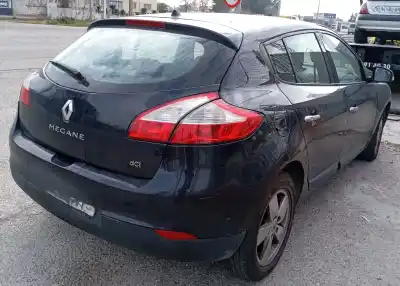 Veicolo di demolizione RENAULT                                            MEGANE III BERLINA 5 P                                                                                                                                                                                                                                     Dynamique                                                                                                                                                                                                                                                  dell'anno 2009 alimentato K9K832
