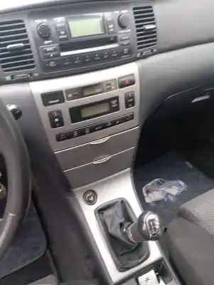 Veicolo di demolizione toyota corolla (_e12_) 1.4 d (nde120_) dell'anno 2006 alimentato 1ndtv