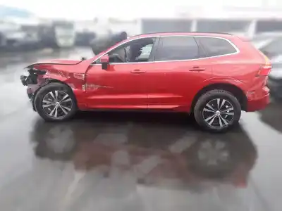Scrapping Vehicle volvo xc60 core awd of the year 2025 powered b420t11