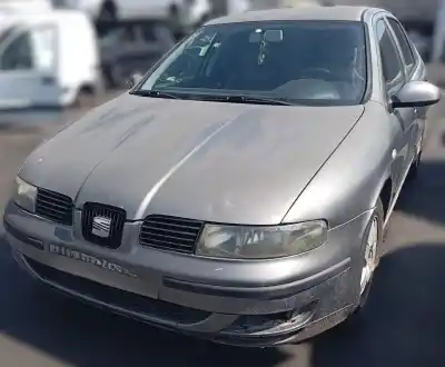 Здавання транспортного засобу seat leon (1m1) stella року 2004 потужний asv
