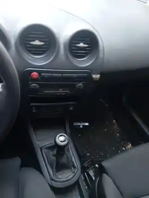 Veículo de Sucata SEAT IBIZA (6L1)  do ano 2005 alimentado AXR