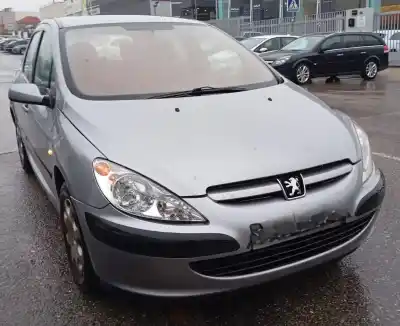 Veículo de Sucata PEUGEOT 307 (S1)  do ano 2003 alimentado RHY