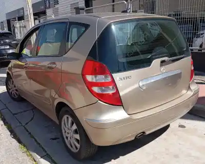 Véhicule à la ferraille MERCEDES-BENZ CLASE A (W169)  de l'année 2006 alimenté M266940