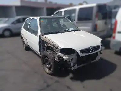 Veicolo di demolizione CITROEN SAXO  dell'anno 2005 alimentato VJZ