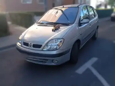 Scrapping Vehicle renault scenic (ja..) 1.9 dci century 102 cv / 75 kw of the year 2002 powered f9q732 Scrapping Vehicle renault scenic (ja..) 1.9 dci century 102 cv / 75 kw of the year 2002 powered f9q732