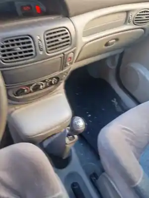 Scrapping Vehicle renault scenic (ja..) 1.9 dci century 102 cv / 75 kw of the year 2002 powered f9q732 Scrapping Vehicle renault scenic (ja..) 1.9 dci century 102 cv / 75 kw of the year 2002 powered f9q732