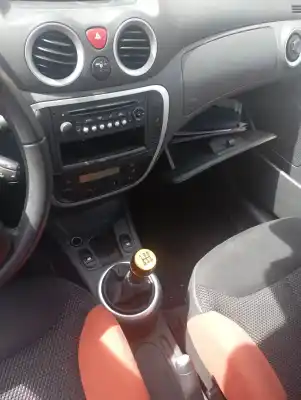 Veículo de Sucata citroen c2 vtr do ano 2007 alimentado 8hz