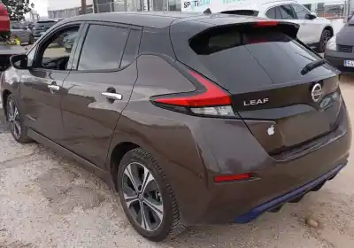 Véhicule à la ferraille nissan leaf n-connecta de l'année 2018 alimenté em57