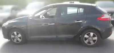 Veículo de Sucata renault megane iii berlina 5 p dynamique do ano 2009 alimentado k9k832