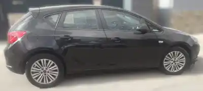 Veículo de Sucata opel astra j lim. selective do ano 2014 alimentado b16dte