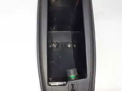 Pezzo di ricambio per auto di seconda mano bracciolo centrale per fiat barchetta (183) 1.8 16v cat riferimenti oem iam 120020080  