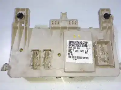 Recambio de automóvil de segunda mano de caja reles / fusibles para ford focus berlina (cap) trend referencias oem iam 2027109 4m5t14a073af 7m5t14a073fh