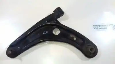 Автозапчасти б/у передний левый нижний рычаг подвески за honda jazz (gd1/5) 1.4 ls ссылки oem iam 