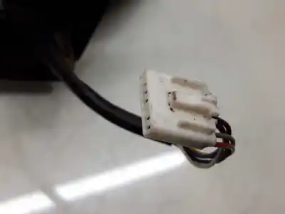 Pezzo di ricambio per auto di seconda mano retrovisore destro per fiat idea (135) 1.3 16v jtd 16v dynamic plus (10.2005->) 69 cv / 51 kw riferimenti oem iam 735358819  