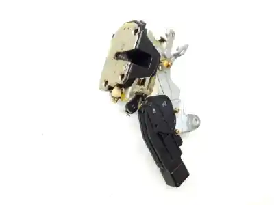 Автозапчастина б/у замок дверей заднього лівого для toyota avensis verso (m20) 2.0 d4-d luna посилання на oem iam 6906044060  