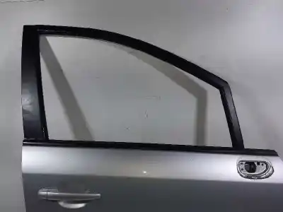 Автозапчастина б/у передні праві двері для kia carens (un) concept посилання на oem iam 760041d010  