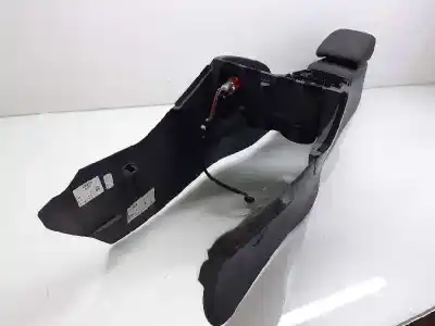 Recambio de automóvil de segunda mano de apoyabrazos central para audi a3 sportback (8va) attraction referencias oem iam 8v1863241j6ps 8v0035502 8v18632416ps