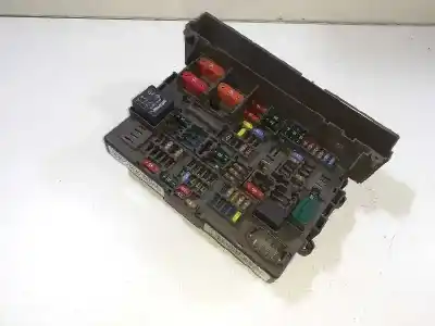 Peça sobressalente para automóvel em segunda mão caixa de fusíveis e relés por bmw serie 1 berlina (e81/e87) 118d referências oem iam 61149119445