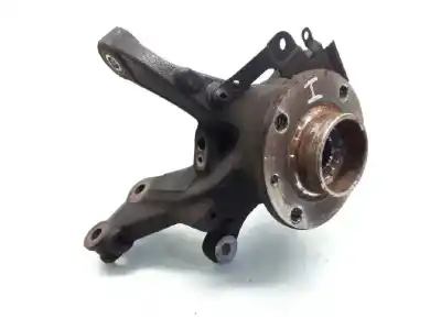Pièce détachée automobile d'occasion MOYEU DE ROUE AVANT GAUCHE pour RENAULT CAPTUR  Références OEM IAM 400159304R  