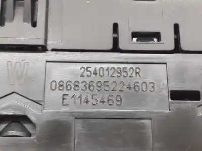 Pièce détachée automobile d'occasion commande de lève vitre avant gauche pour renault megane iv berlina 5p zen références oem iam 254012952r  e1145469