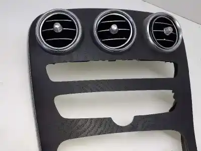 Pièce détachée automobile d'occasion enjoliveur pour mercedes-benz clase c coupe (w205) c 250 d (205.308) références oem iam a2056809504  
