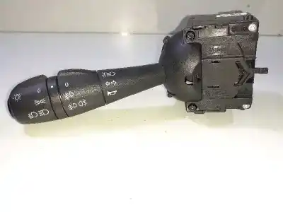 Second-hand car spare part headlights switch for dacia duster ambiance 4x2 oem iam references 8201167988  e1109558