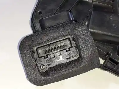 Second-hand car spare part front right door lock for skoda rapid active oem iam references 5e1837016c  5e1837016a