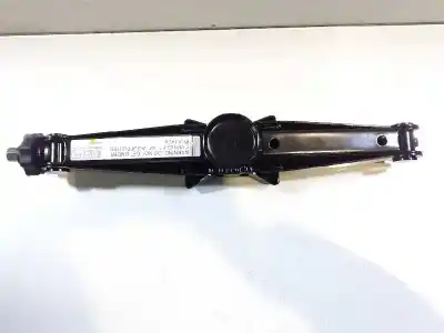 Second-hand car spare part jack for mercedes-benz vito mixto (447) 114/116 cdi, 119 cdi/bt extralang (447.705) oem iam references a6395800218  