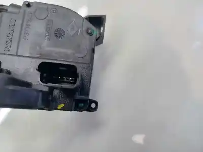 Second-hand car spare part left front door lock for renault megane iii coupé-cabrio dynamique oem iam references 805030003r  