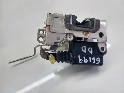 Second-hand car spare part front right door lock for dacia duster adventure oem iam references 8200735224  8200735224