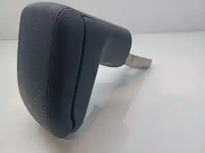 Автозапчасти б/у центральный подлокотник за opel zafira (c) innovation start/stop ссылки oem iam 13440336 2665842f600r 13440336