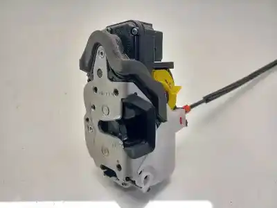 Автозапчасти б/у замок левой передней двери за opel zafira (c) innovation start/stop ссылки oem iam 13579522  13579522