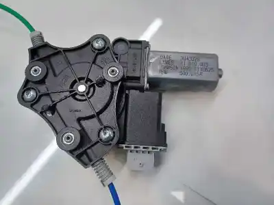 Second-hand car spare part passenger side right window regulator for opel corsa e selective oem iam references 13447039 5yy0625 3u4332b