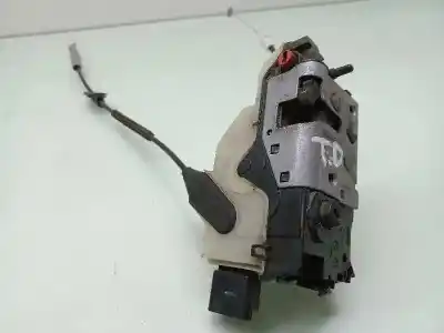 Peça sobressalente para automóvel em segunda mão fechadura da porta traseira direita por peugeot 208 active referências oem iam 9688080780