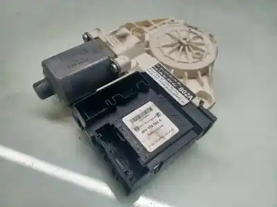 Автозапчасти б/у мотор стекла переднего правого за audi a3 (8p) 2.0 16v fsi ссылки oem iam 8p0959802a  05074635