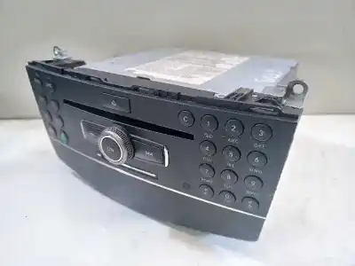 İkinci el araba yedek parçası ses sistemi / radyo cd için mercedes-benz clase c (w204) berlina c 220 cdi (204.008) oem iam referansları a2048703390 a2048701590 a2048707490