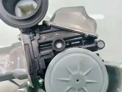 Автозапчастина б/у регулятор скла заднього правого для lexus is200 (ds2/is2) 250 v6 посилання на oem iam 6980322200 0620201491 8572053060