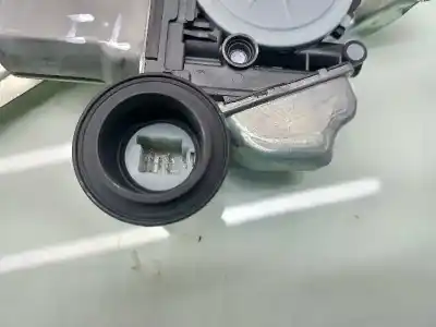 Автозапчастина б/у регулятор склона задній лівий для lexus is200 (ds2/is2) 250 v6 посилання на oem iam 6980422200  8571053060